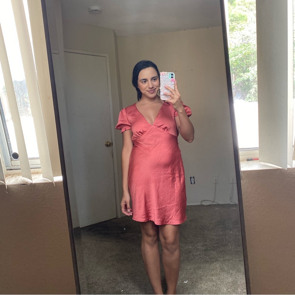 Coral Backless Dress with Puff Sleeves